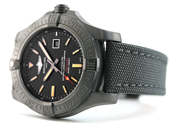 ֥饤ȥ (BREITLING) ٥󥸥㡼 ֥åС ֥å / AVENGER BLACKBIRD BLACK STEEL [V173B12MBA]