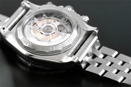 ֥饤ȥ (BREITLING) Υޥå01 ߥƥå / CHRONOMAT 01 LIMITED [S013B50PA]