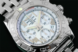 ֥饤ȥ (BREITLING) Υޥå 44 / CHRONOMAT 44 [A011A90PA]