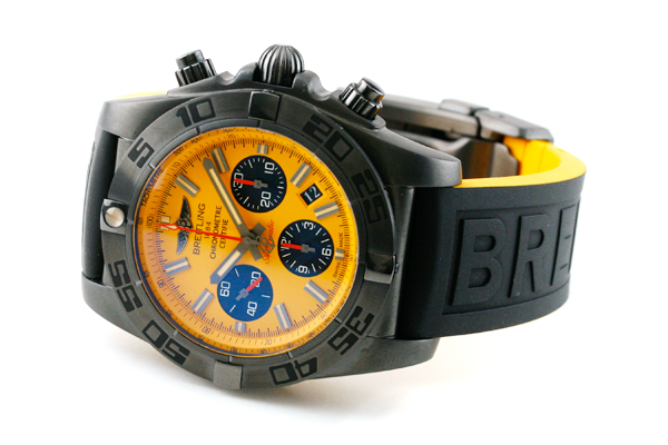 ֥饤ȥ (BREITLING) Υޥå 44 ֥å ڥ ǥ / CHRONOMAT 44 BLACKSTEEL SPECIAL EDITION [M011I31XRV]